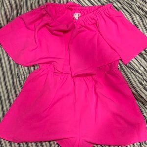 Ruffled romper TCEC  size L
